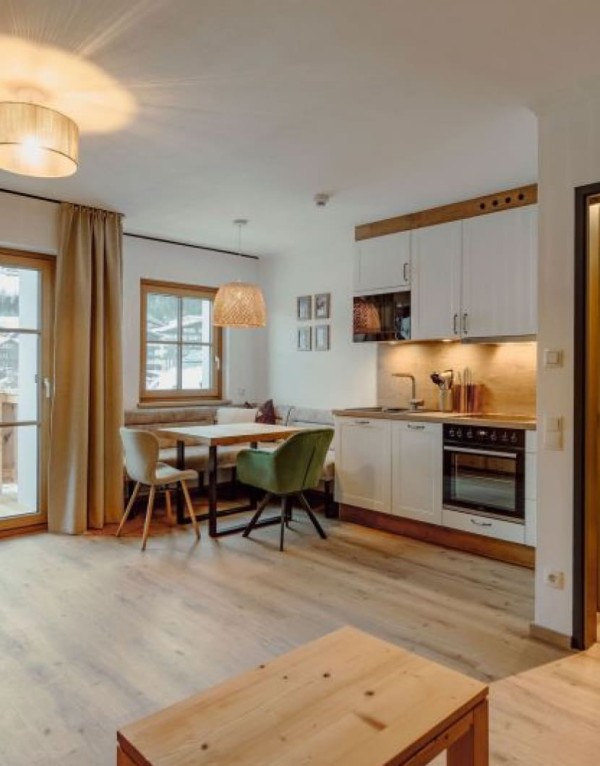 Küche in der Ferienwohnung im Hotel Uncle Jacks im Salzburger Land