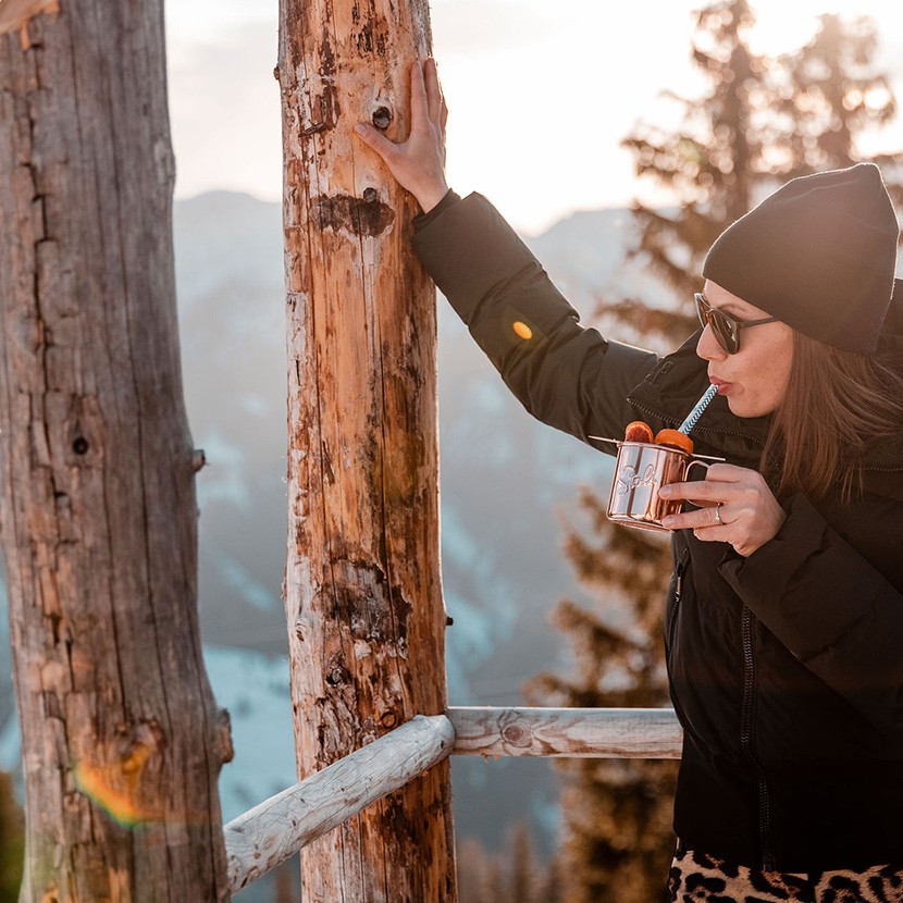 Drinks & Bergpanorama © Matthias Warter